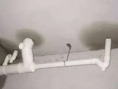 临渭卫生间测漏水的几种情景